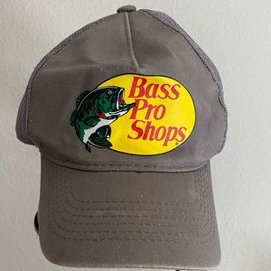 Bass Pro trucker hat